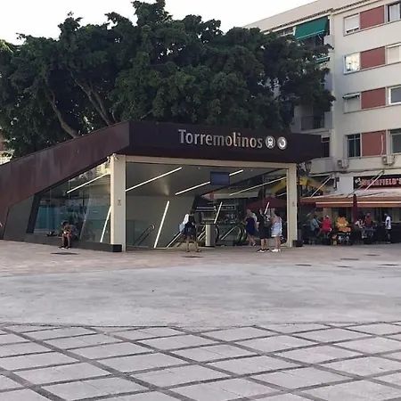 Vistas Al Mar Con Piscina Torremolinos